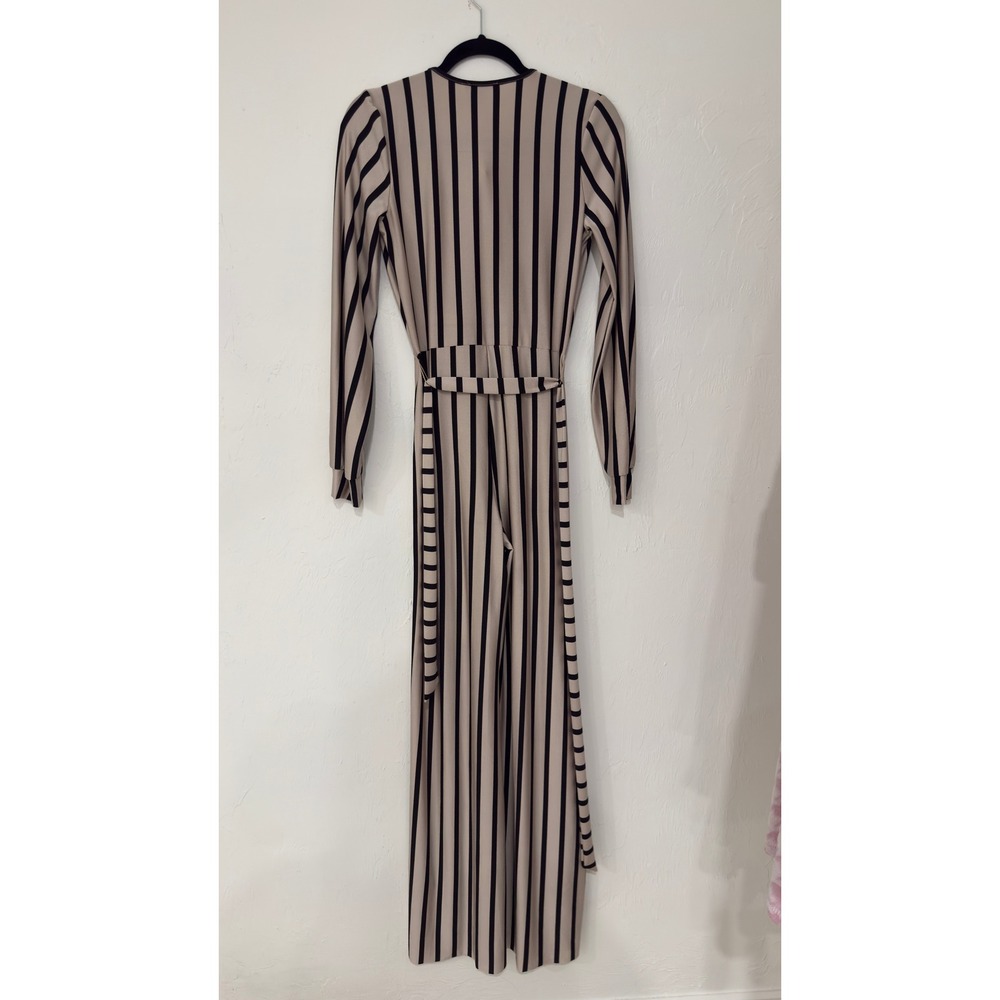 Fashion Nova Tan‎ Black Striped Wide Leg Wrap Jumpsuit Long Sleeve Medium - Picture 4 of 8